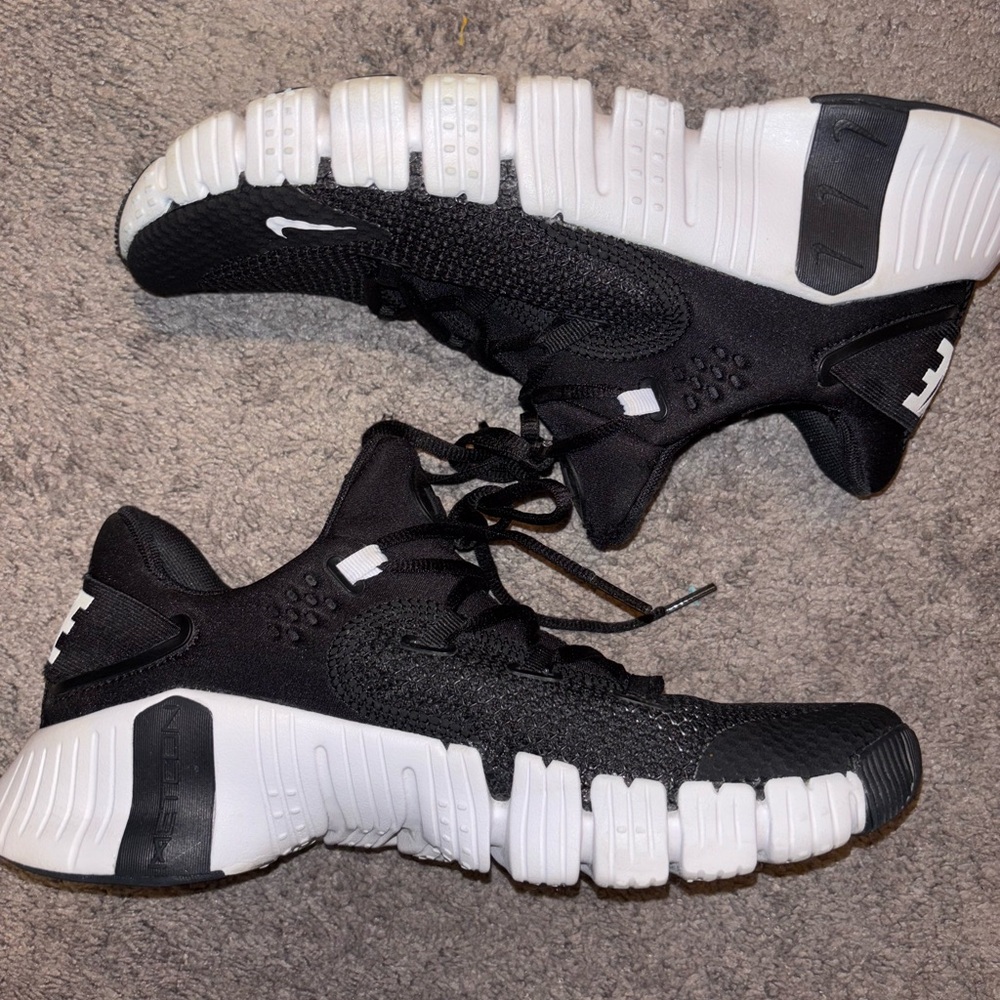 Nike Metcon 4 'Black White'